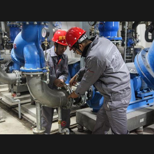 亳州工厂设备维修现场